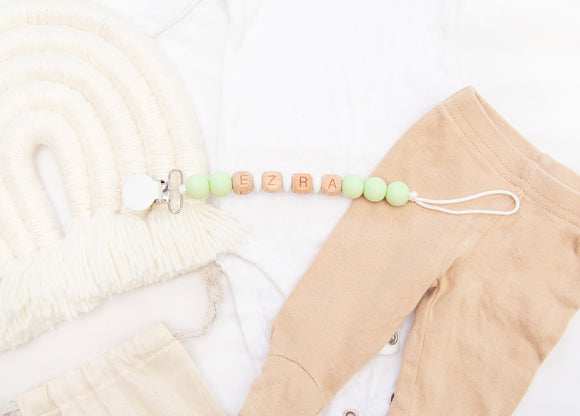 Green personalized pacifier clip with stainless still or wood clip