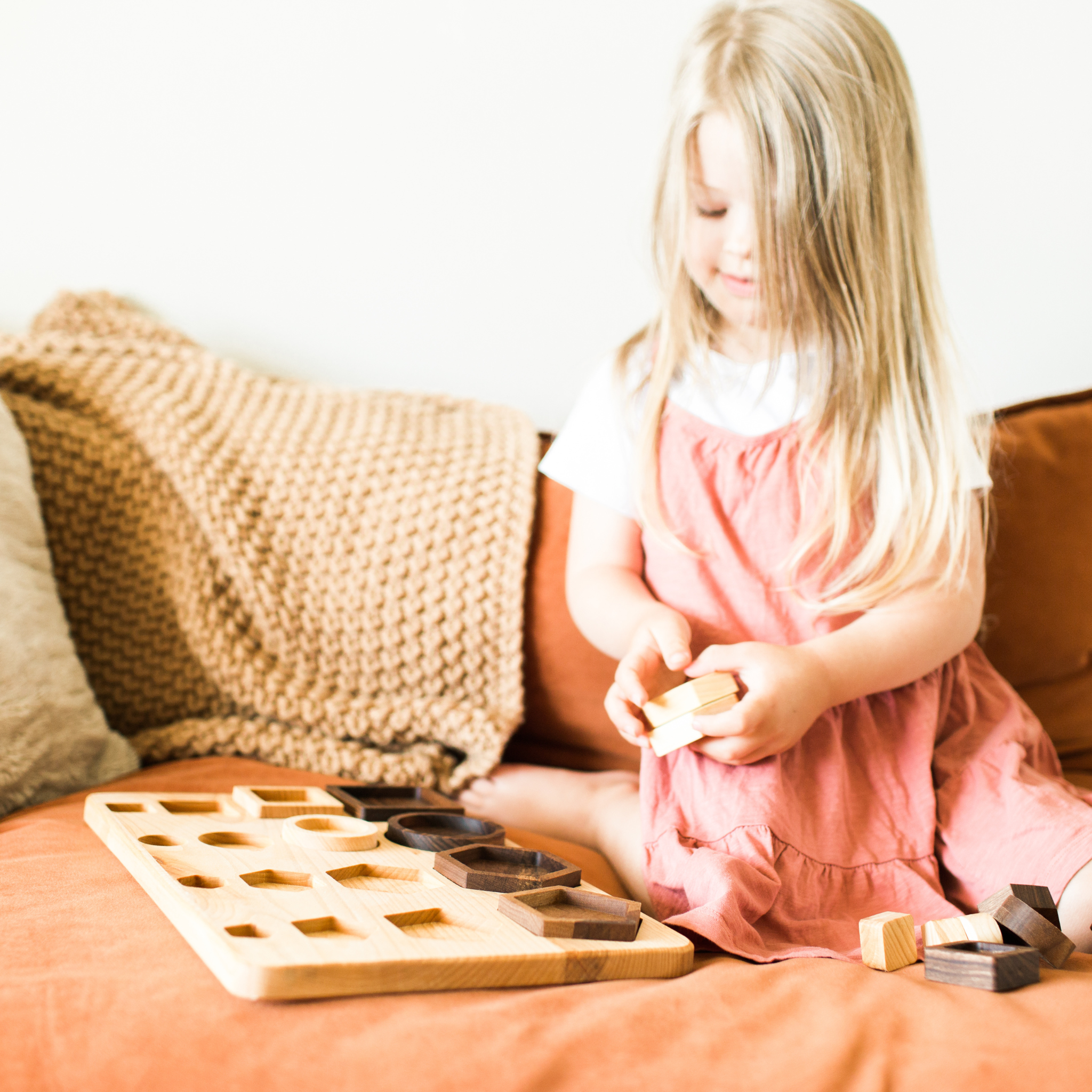 Wooden Geometric Shape Big to Small Puzzle, Bead Sprout