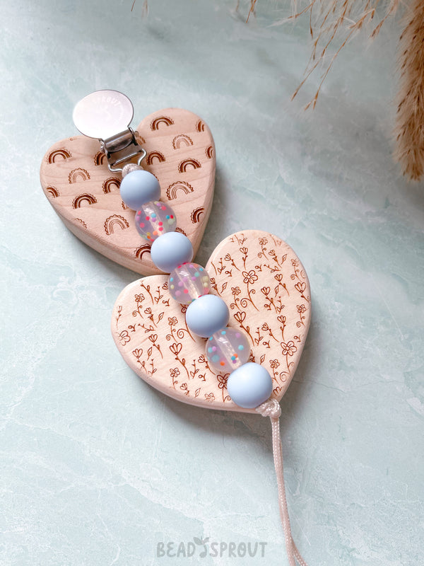 Blue Hearts and Kisses Classic pacifier clip, Bead Sprout (Valentines Day)