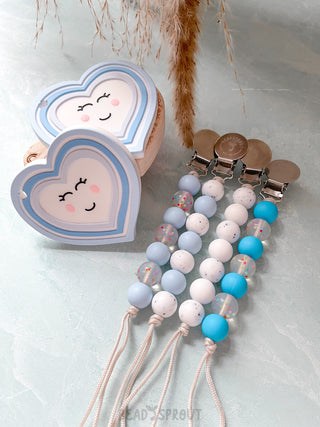 Buy aquamarine-blue-speckled Blue Hearts and Kisses Classic pacifier clip, Bead Sprout (Valentines Day)