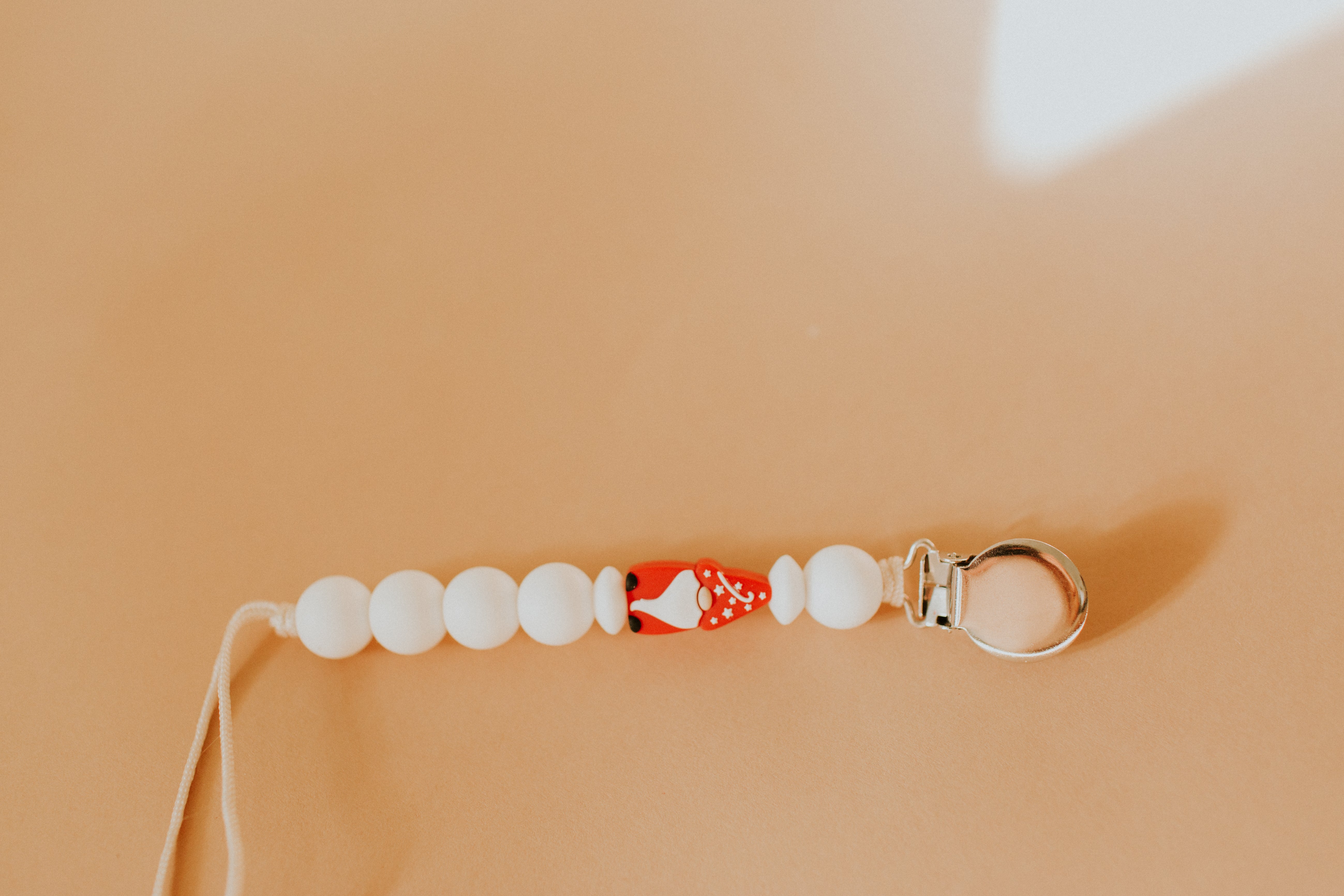 Gnome Pacifier Clip in White, Winter - Limited Edition, Bead Sprout